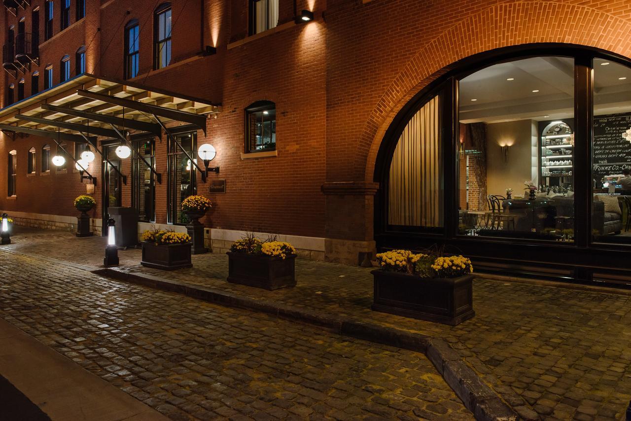 The Charmant Hotel Ла-Кросс Экстерьер фото